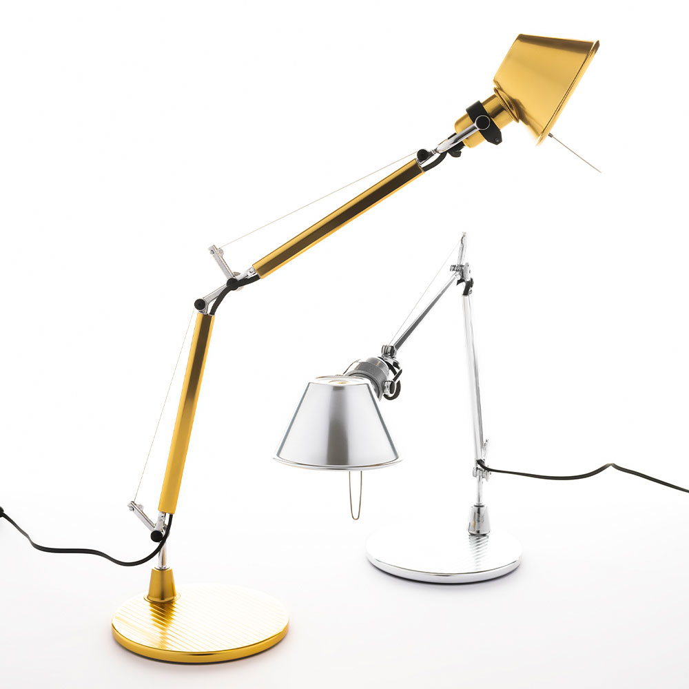 Artemide Tolomeo Mirco ist die kleine Schwester der preisgekrönten Tolomeo Tavolo, der wohl bekanntesten Schreibtischleuchte. Die Tolomeo Micro Serie wurde 1999 von Artemide in die Tolomeo Familie aufgenommen
