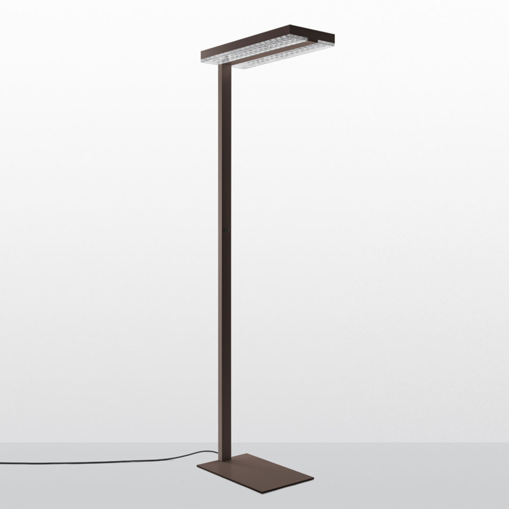 Artemide Chocolate Stehleuchte bei lampenonline.de. Die Artemide Chocolate Fluo LED-Stehleuchte begeistert als Designfluter f&uuml;r den gewerblichen B&uuml;robereich und nat&uuml;rlich auch f&uuml;r das Home-Office.