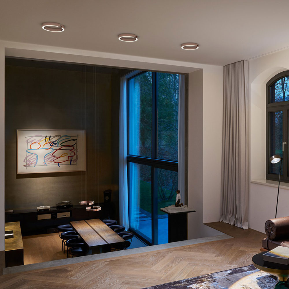 Die Occhio Mito Soffitto Deckenleuchte bei lampenonline.de. Die Mito Soffitto Serie präsentiert sich in drei verschiedenen Größen (20, 40 und 60 cm Durchmesser) und überzeugt durch ihre außergewöhnlich flache Bauform von nur 30 mm Höhe.