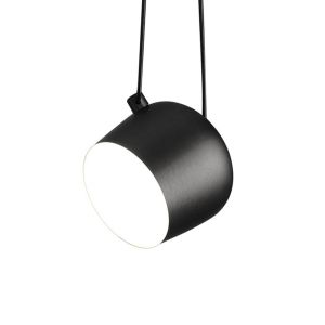 FLOS Aim small LED-Pendelleuchte Schwarz mit LED (2700K) +++ B-Ware +++ bei lampenonline.de